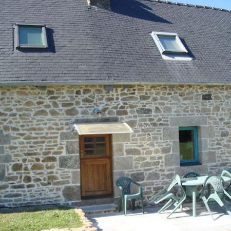 Captivating 2-Bed House With Log Burner In Kérien المظهر الخارجي الصورة